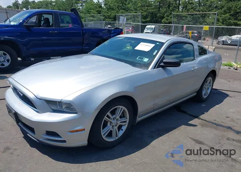 2013 Ford Mustang V6 z USA, uszkodzony, nr VIN 1ZVBP8AM5D5218722